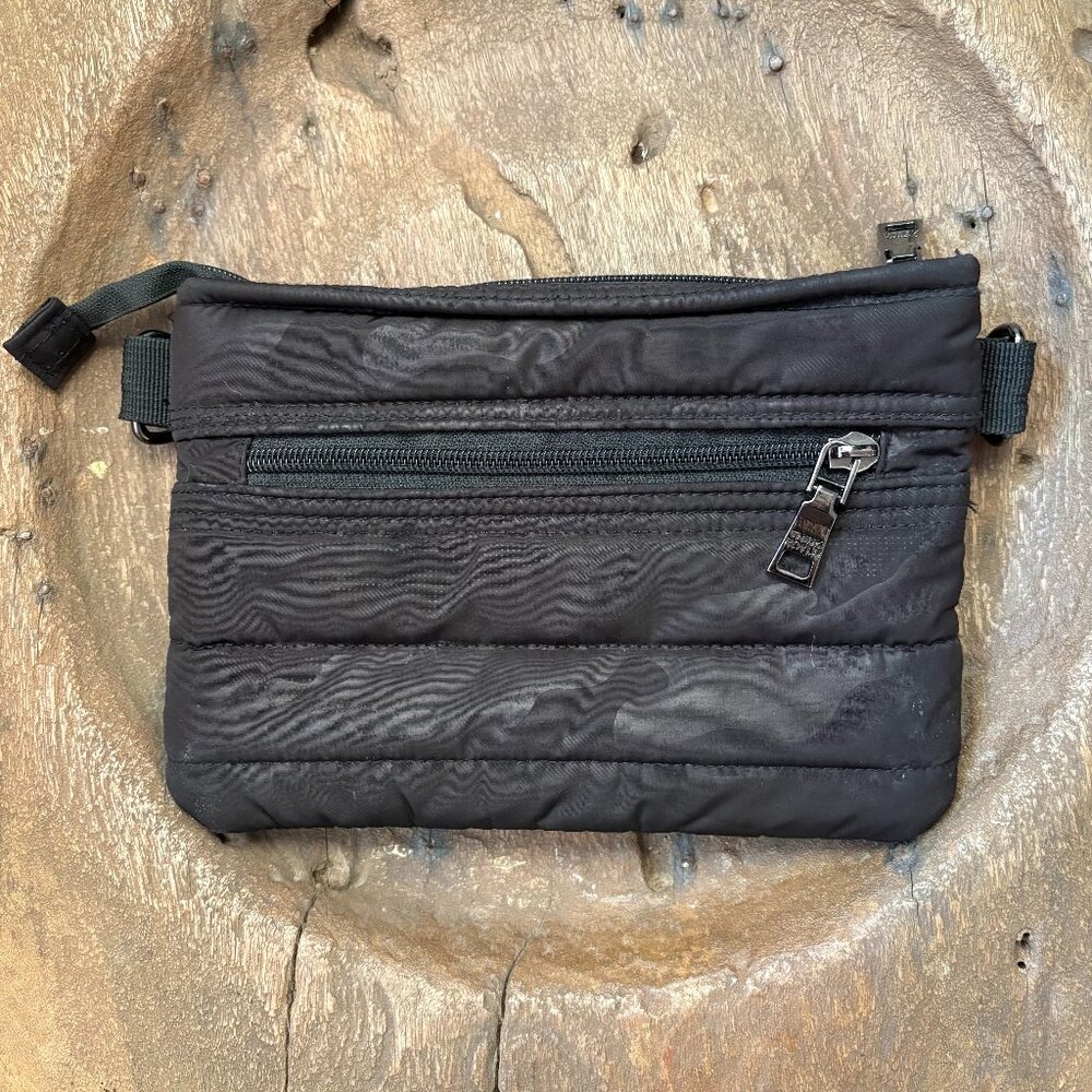 Think Royln black camo puffy bum bag crossbody purse 9 x 6 inches NO STRAP